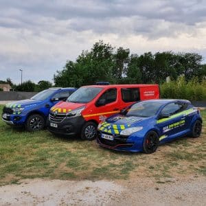 Achat Renault Trafic Pompiers avec installation de la signalisation sonore et lumineuse